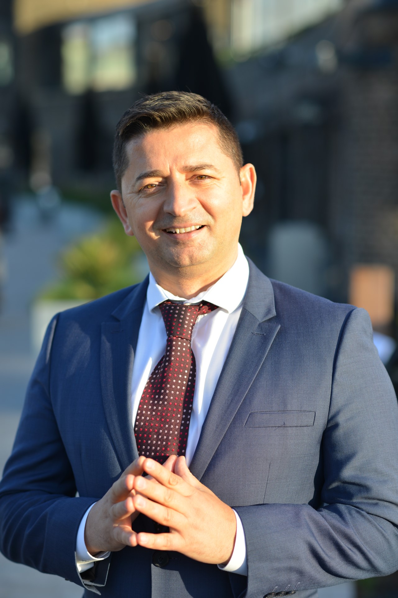 Spotlight on Tony Jeton Selimi – Globally celebrated Author, Speaker, and Coach