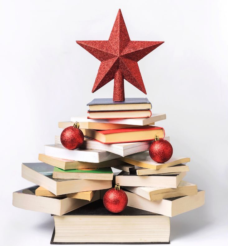 Sharing Beloved Holiday Traditions here at Chanticleer! Happy JOLABOKAFLOD 2024 and Le Reveillon de Noel