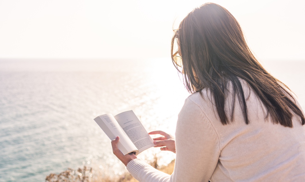 Chanticleer 10 Question Author Interview Series with Kathryn Caraway – Grand Prize Award-winning Author of Unfollow Me