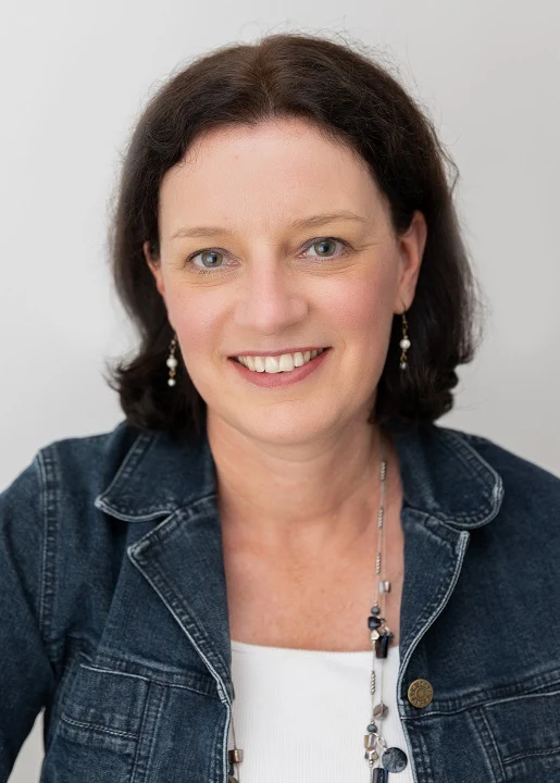 Chanticleer 10 Question Author Interview Series with Rae Knightly – Grand Prize Award-winning Author of Exostar